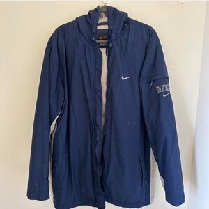 Vintage Nike Men's Navy Windbreaker Jacket